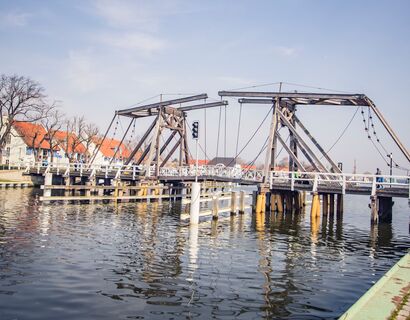 Die Wiecker Klappbrücke.